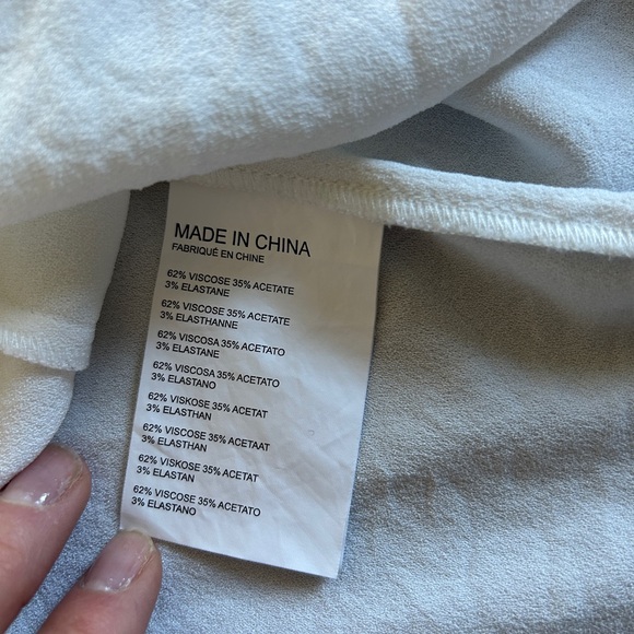 Club Monaco Yandel Off The Shoulder
Crepe Long Sleeve Blouse White Sz 12 - Picture 11 of 14